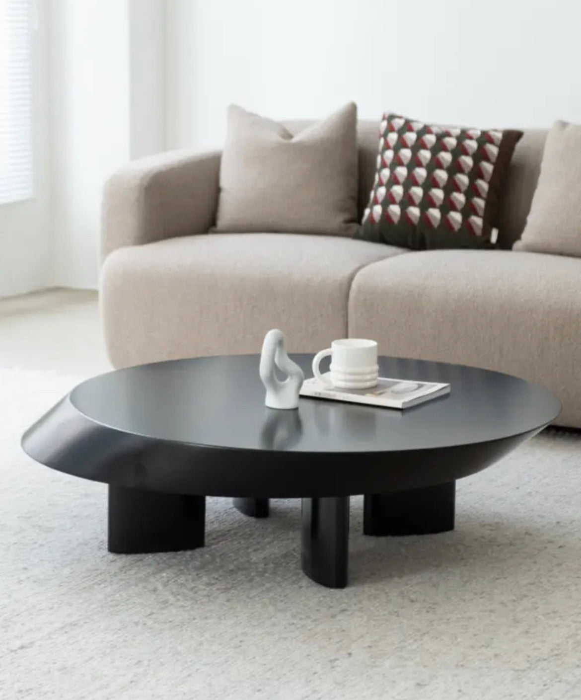 Scandinavian Designer Furniture Living Room Round Wooden Coffee Table