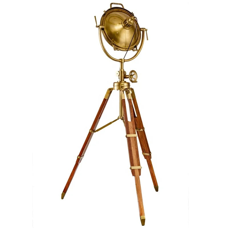 Lámpara de pie Lámparas de trípode distintivas de lujo altas de cobre y secuoya 
